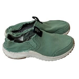 Holo Eco Green Raw Edge Pull On Sneakers Womens 10 Casual Everyday Comfort Shoes